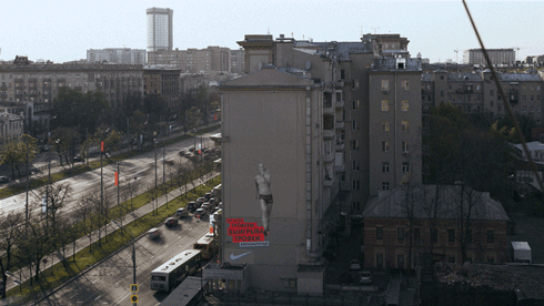 并被制作成精美的 gif 图发布在 instagram,vk,和 global nike wom